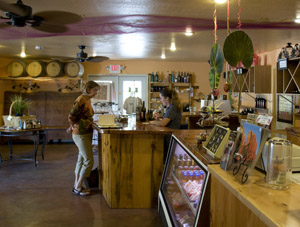 Oak Creek Vineyards Tasting Room Picture
